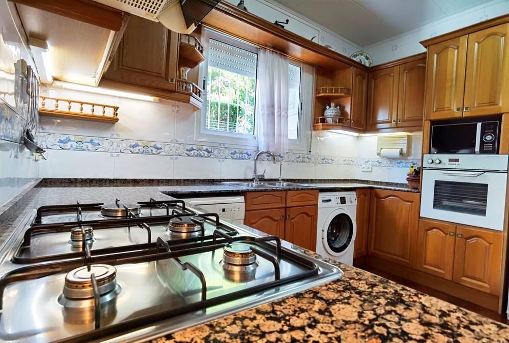 Casa a Castelldefels, Spagna, 308 m² - foto 12