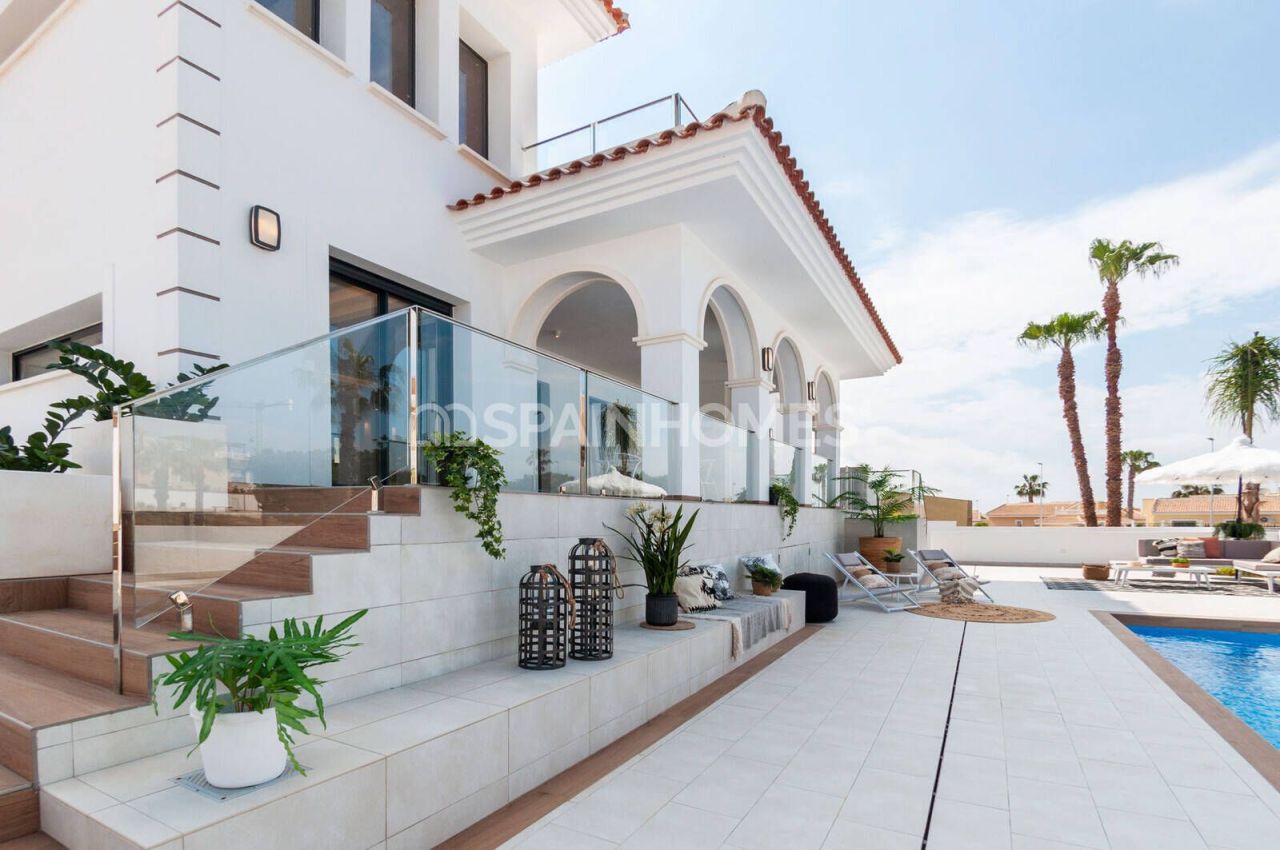 Villa in Rojales, Spain, 168 m² - picture 1