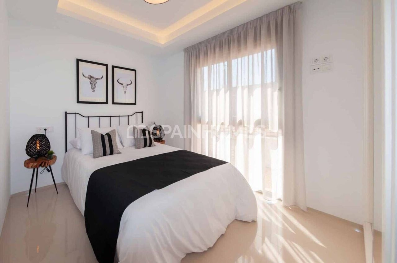 Villa in Los Alcázares, Spanien, 194 m² - Foto 8