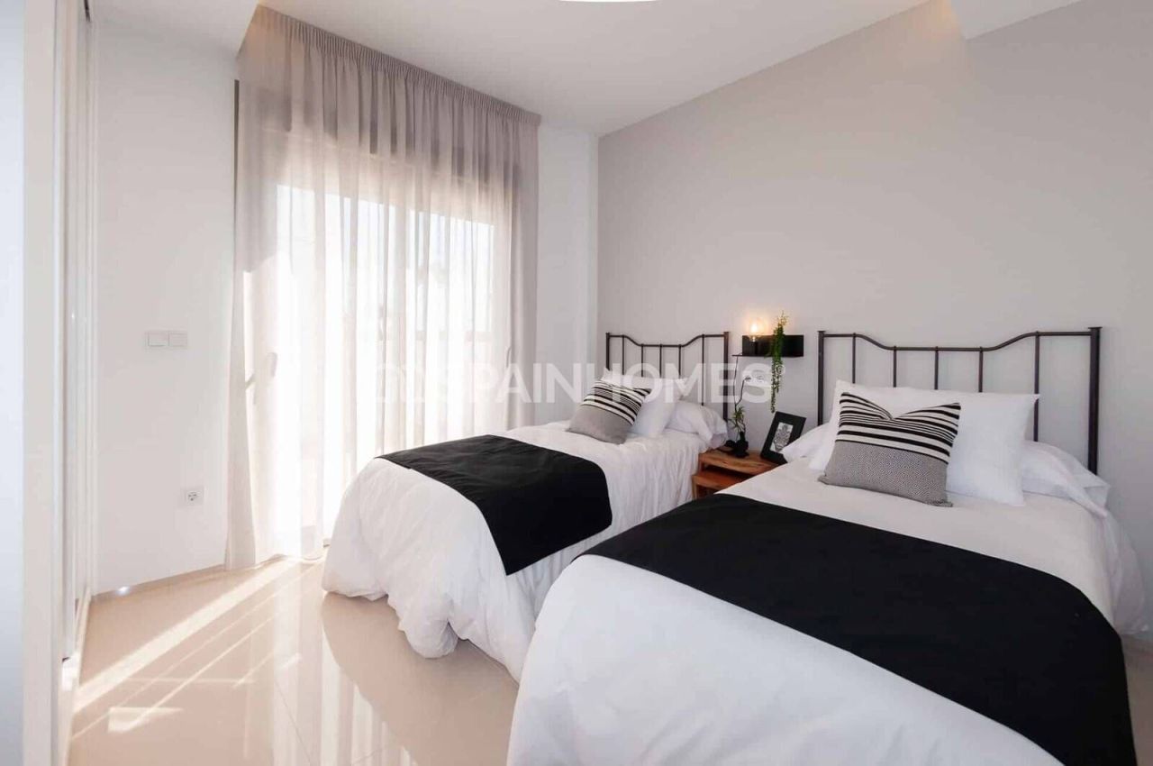 Villa in Los Alcázares, Spanien, 194 m² - Foto 10