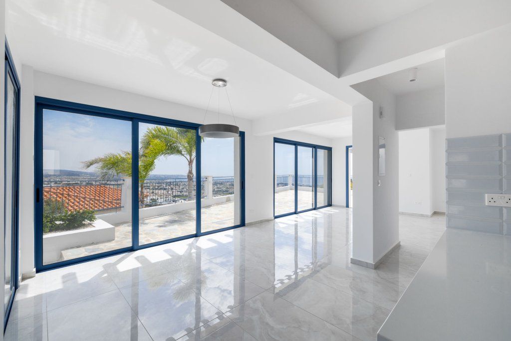 Flat in Paphos, Cyprus, 140 m² - picture 1