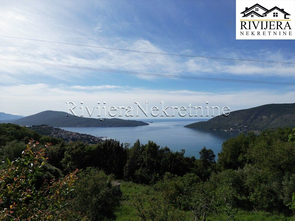 Land in Herceg-Novi, Montenegro, 2 090 m² - picture 5