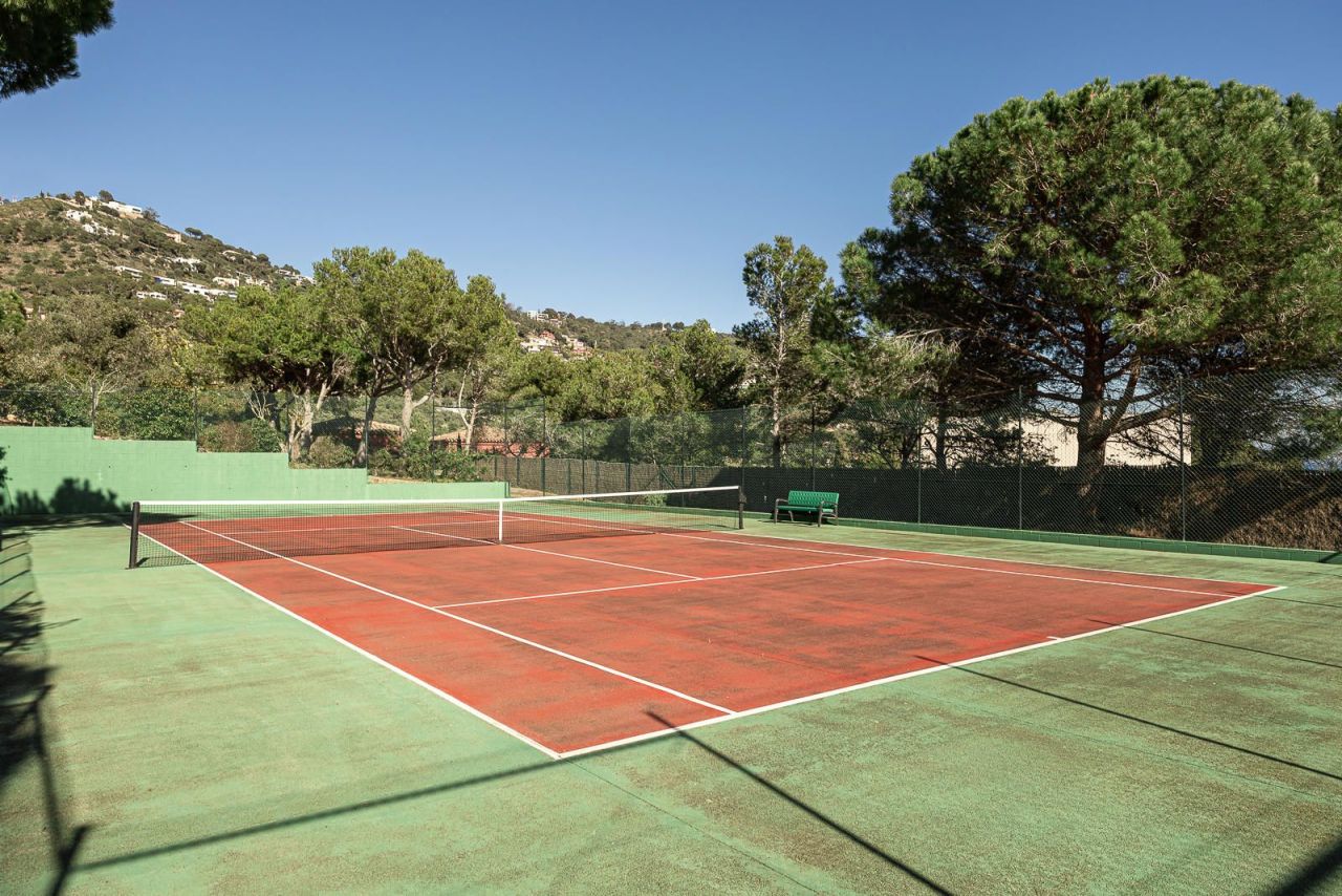 Cottage à Begur, Espagne, 250 m² - image 2