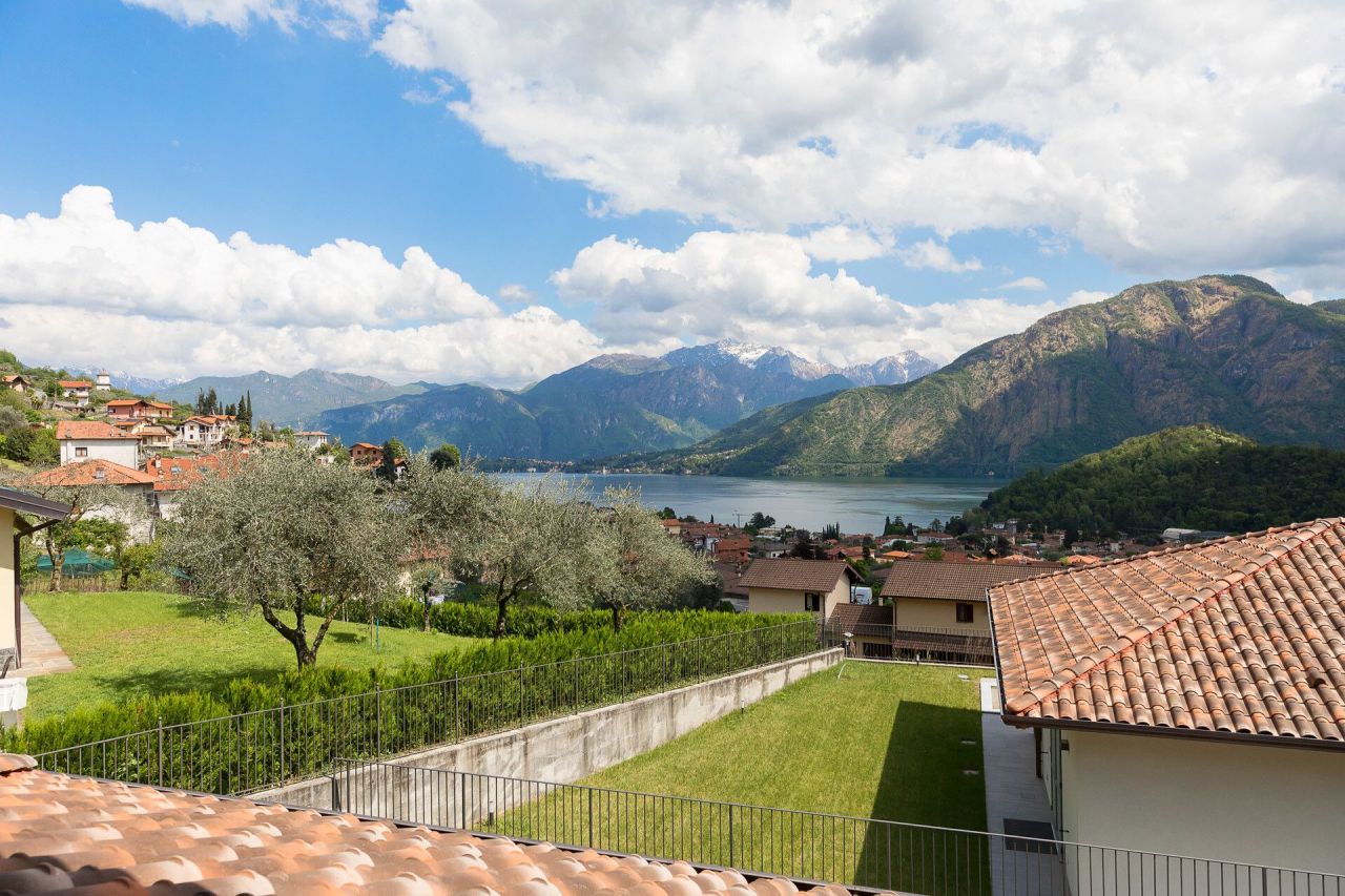 Villa on Lake Como, Italy, 470 m² - picture 1
