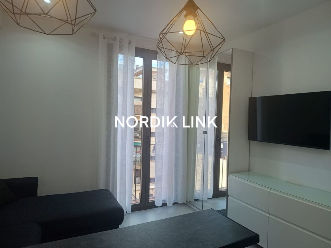 Apartment in Barcelona, Spanien, 36 m² - Foto 1