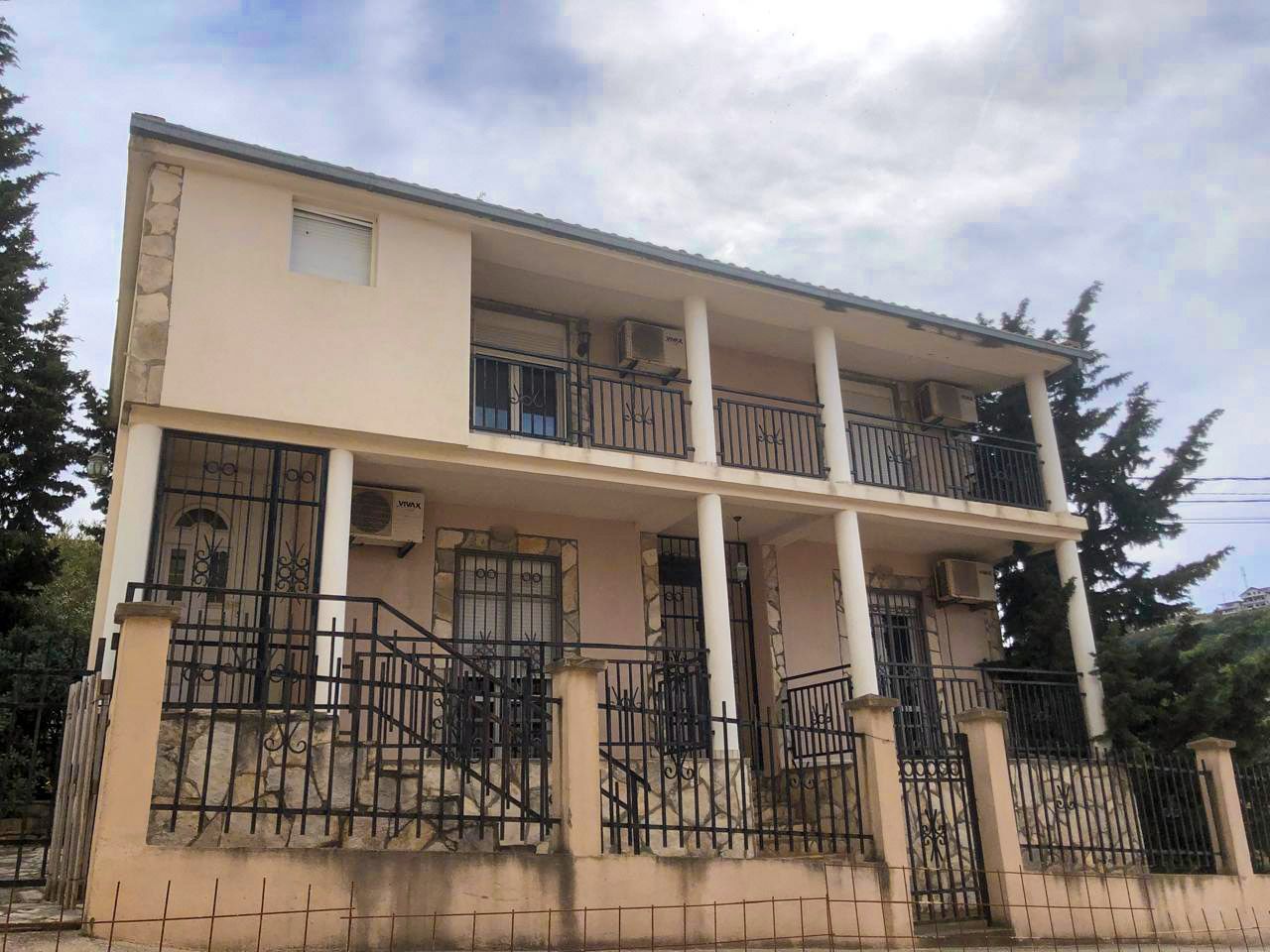 Maison au Bar, Monténégro, 131 m² - image 1