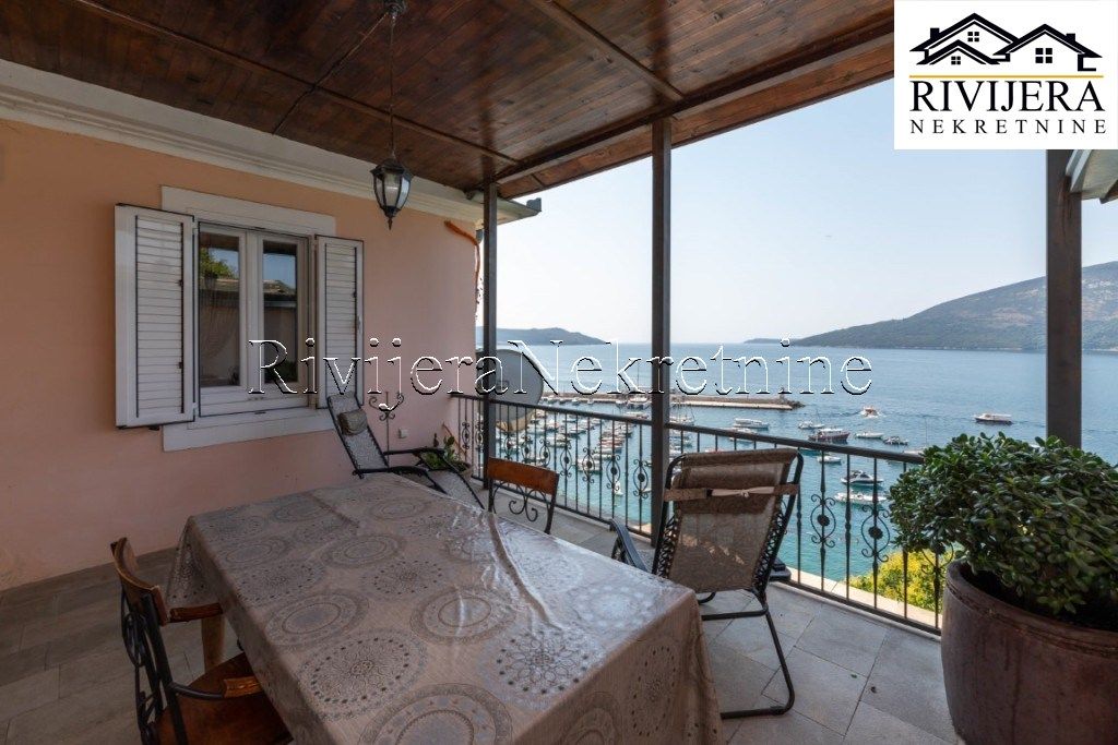 Appartement à Herceg-Novi, Monténégro, 106 m² - image 4