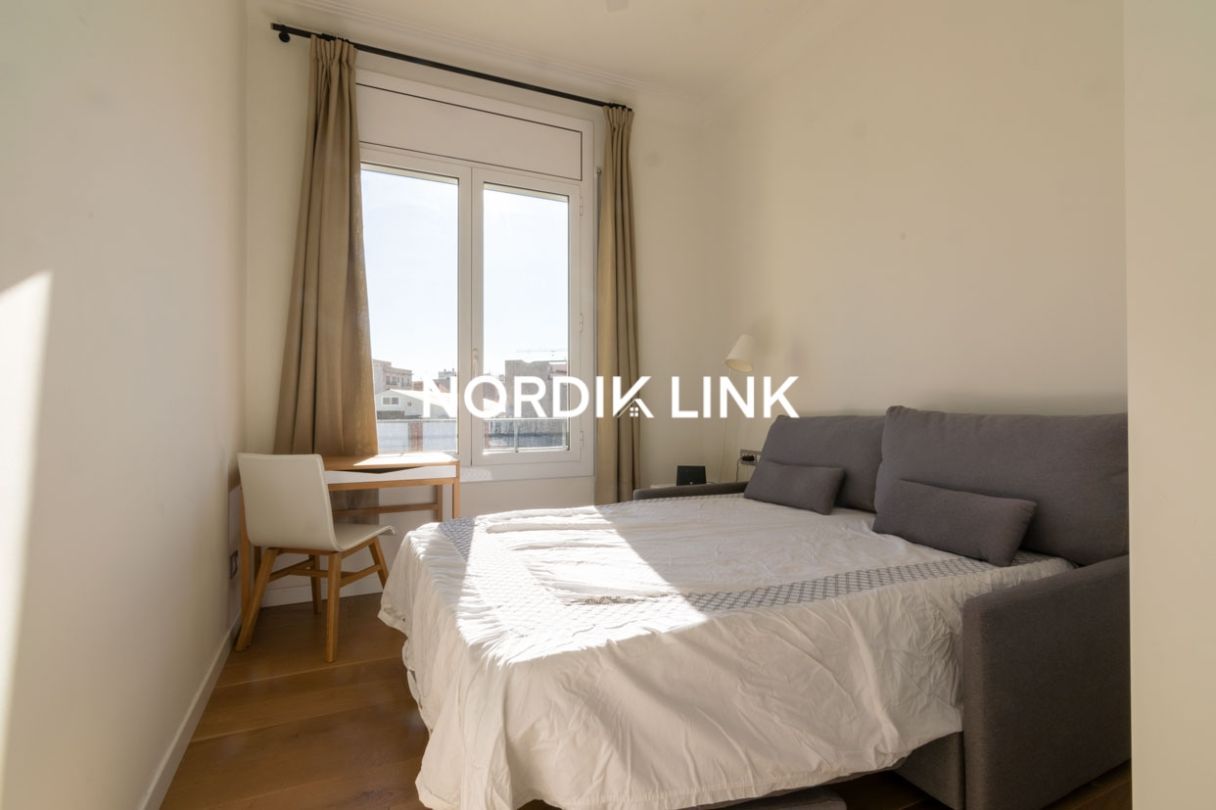 Flat in Barcelona, Spain, 102 m² - picture 6