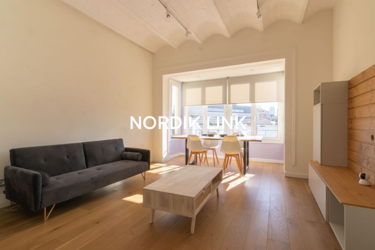 Wohnung in Barcelona, Spanien, 102 m² - Foto 1