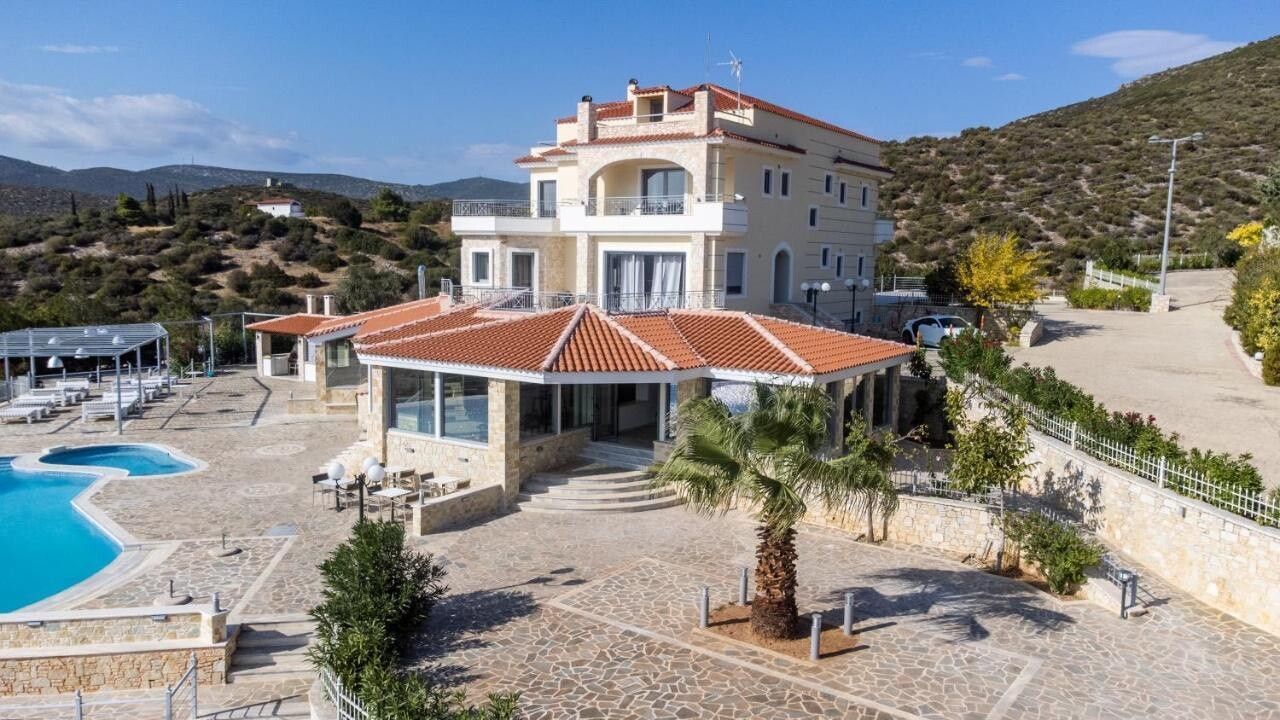 Hotel in Attika, Griechenland, 1 400 m² - Foto 1