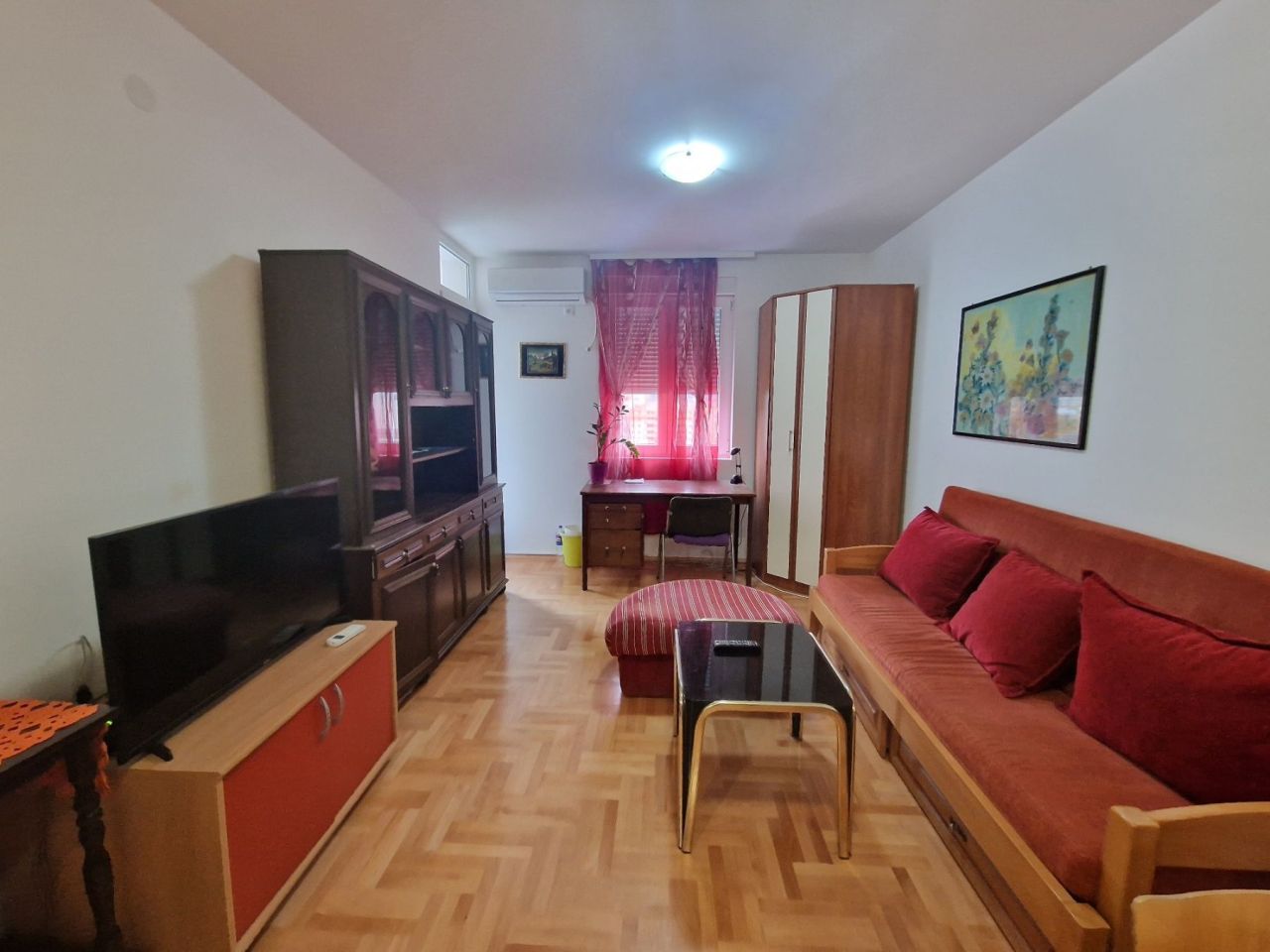 Apartment in Budva, Montenegro, 47.5 m² - picture 1