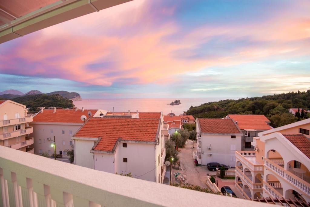 Villa in Petrovac, Montenegro, 700 m² - picture 3