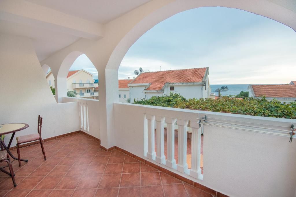 Villa in Petrovac, Montenegro, 700 m² - picture 12