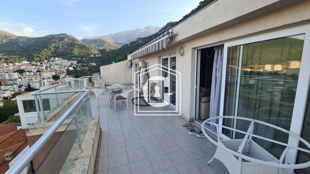 Apartamento en Budva, Montenegro, 100 m² - imagen 2