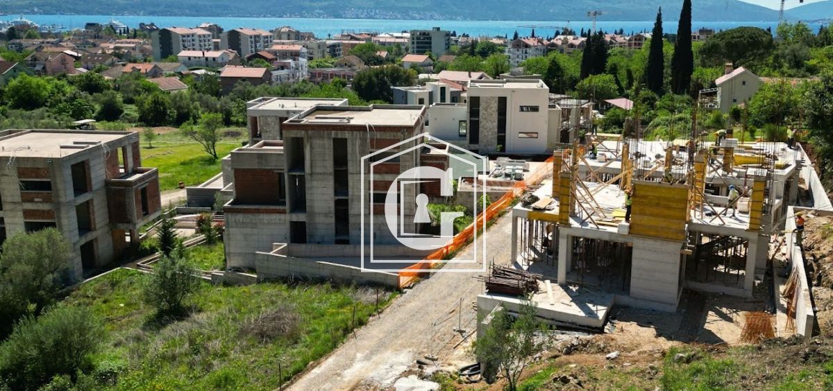 Appartamenti a Tivat, Montenegro, 68 m² - foto 5