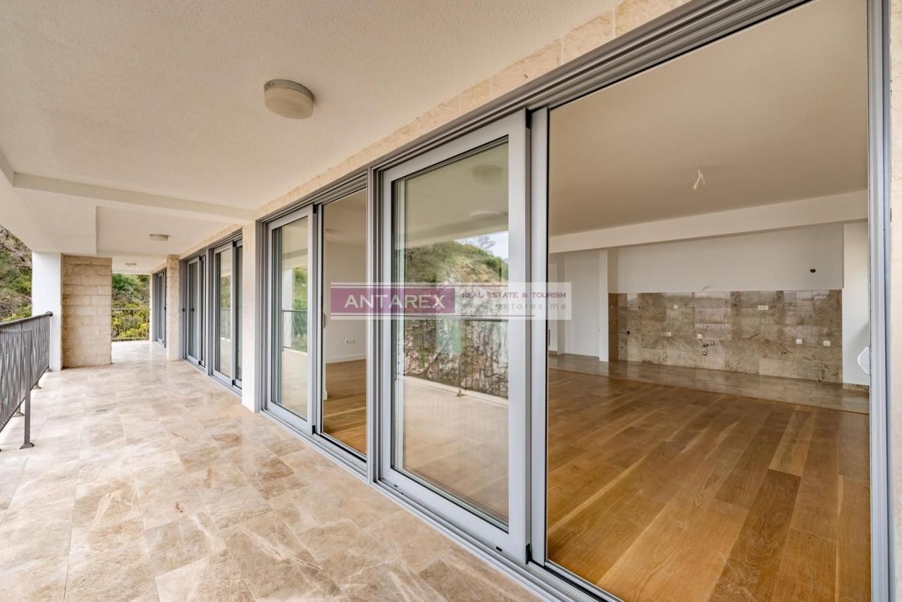 Appartamenti a Pržno, Montenegro, 160 m² - foto 5