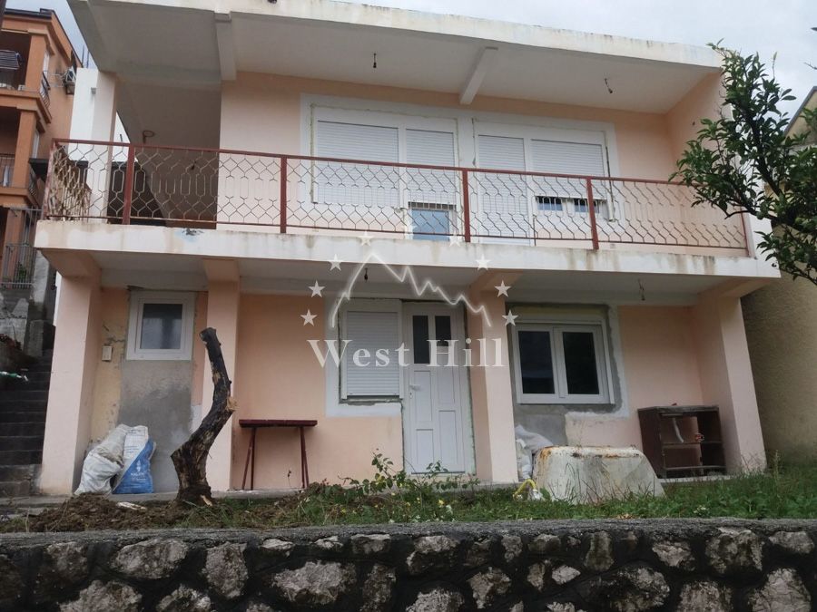 Maison à Sutomore, Monténégro, 74 m² - image 1