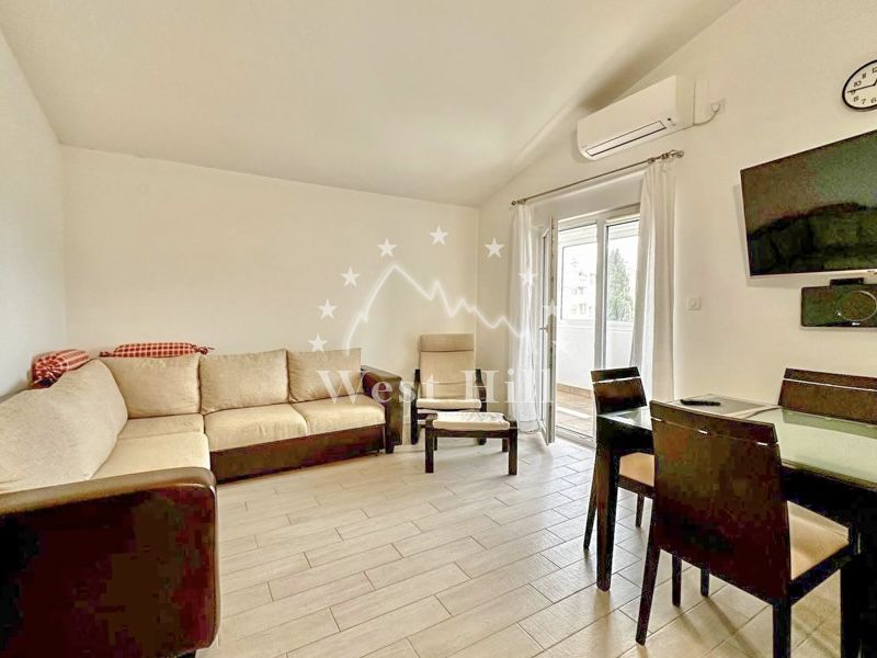 Apartment in Budva, Montenegro, 92 m² - picture 1