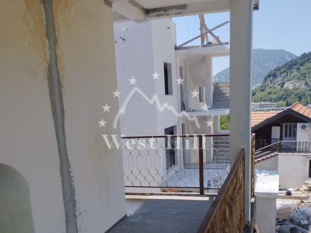 Casa en Sutomore, Montenegro, 74 m² - imagen 17