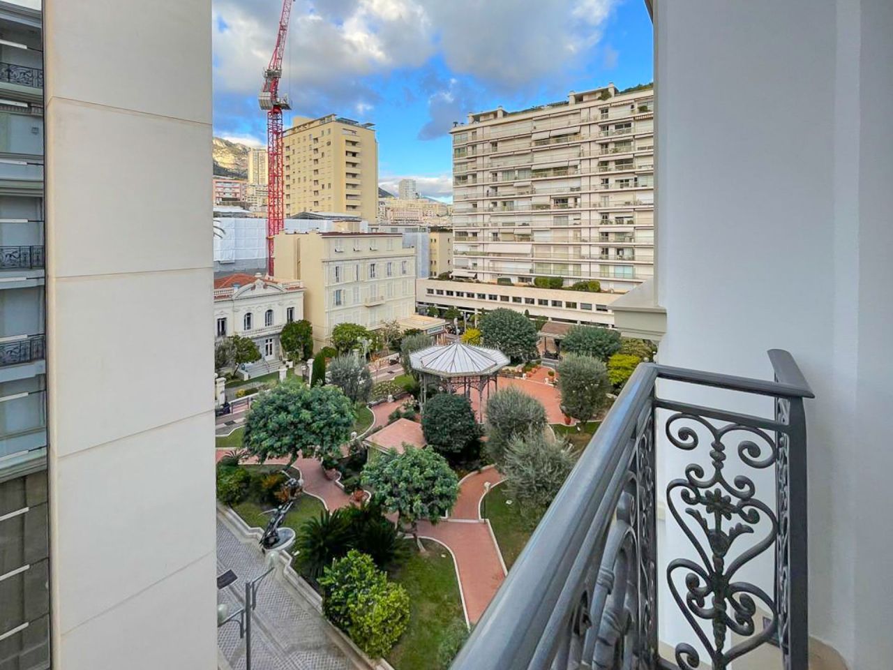 Apartment in Monaco, Monaco, 137 m² - picture 1