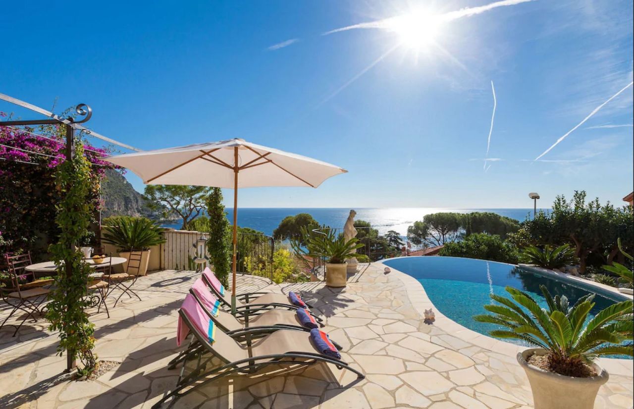 Villa en Eze, Francia, 200 m² - imagen 1