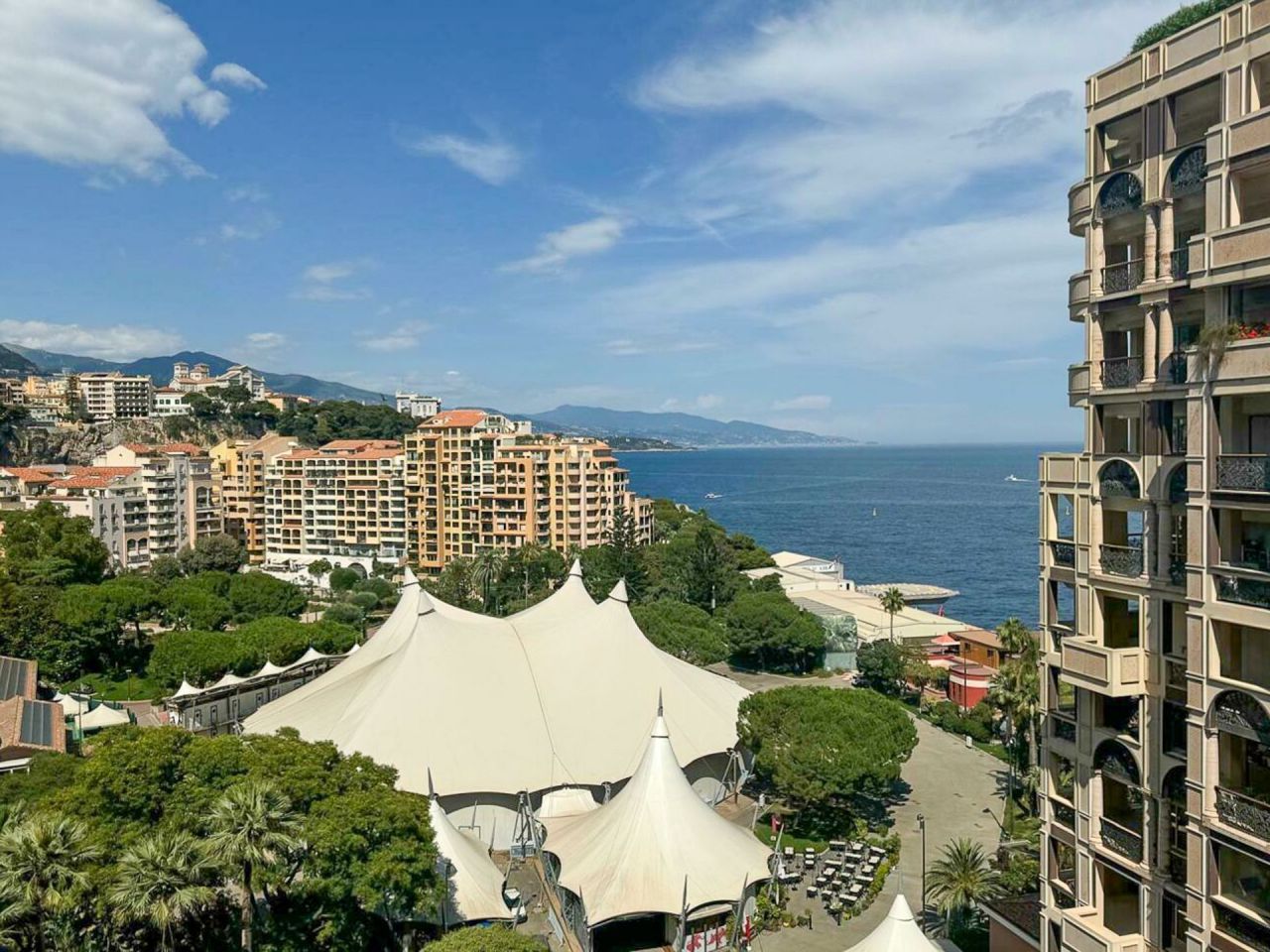 Apartamento en Mónaco, Mónaco, 250 m² - imagen 1