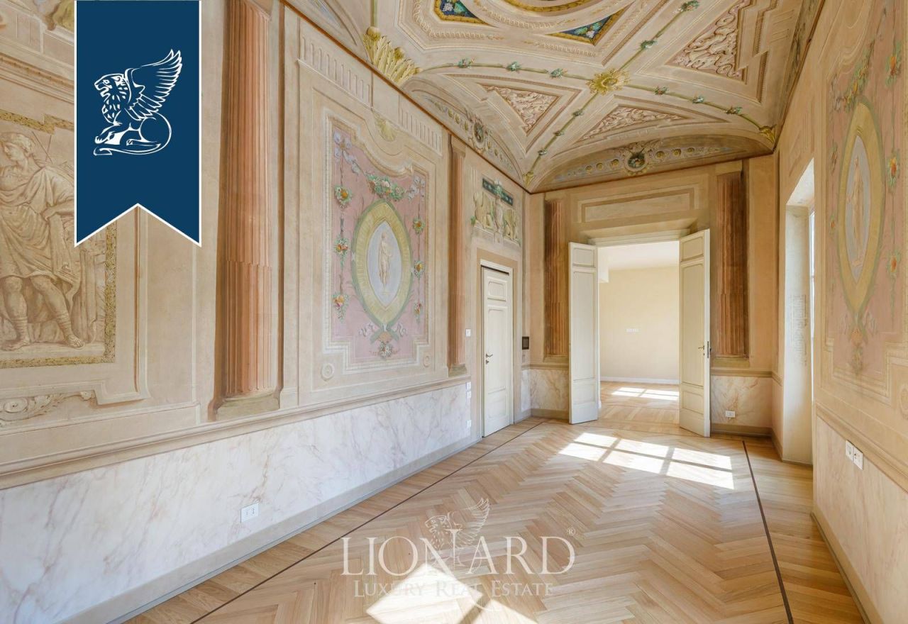 Apartment in Florence, Italy, 300 m² - picture 4