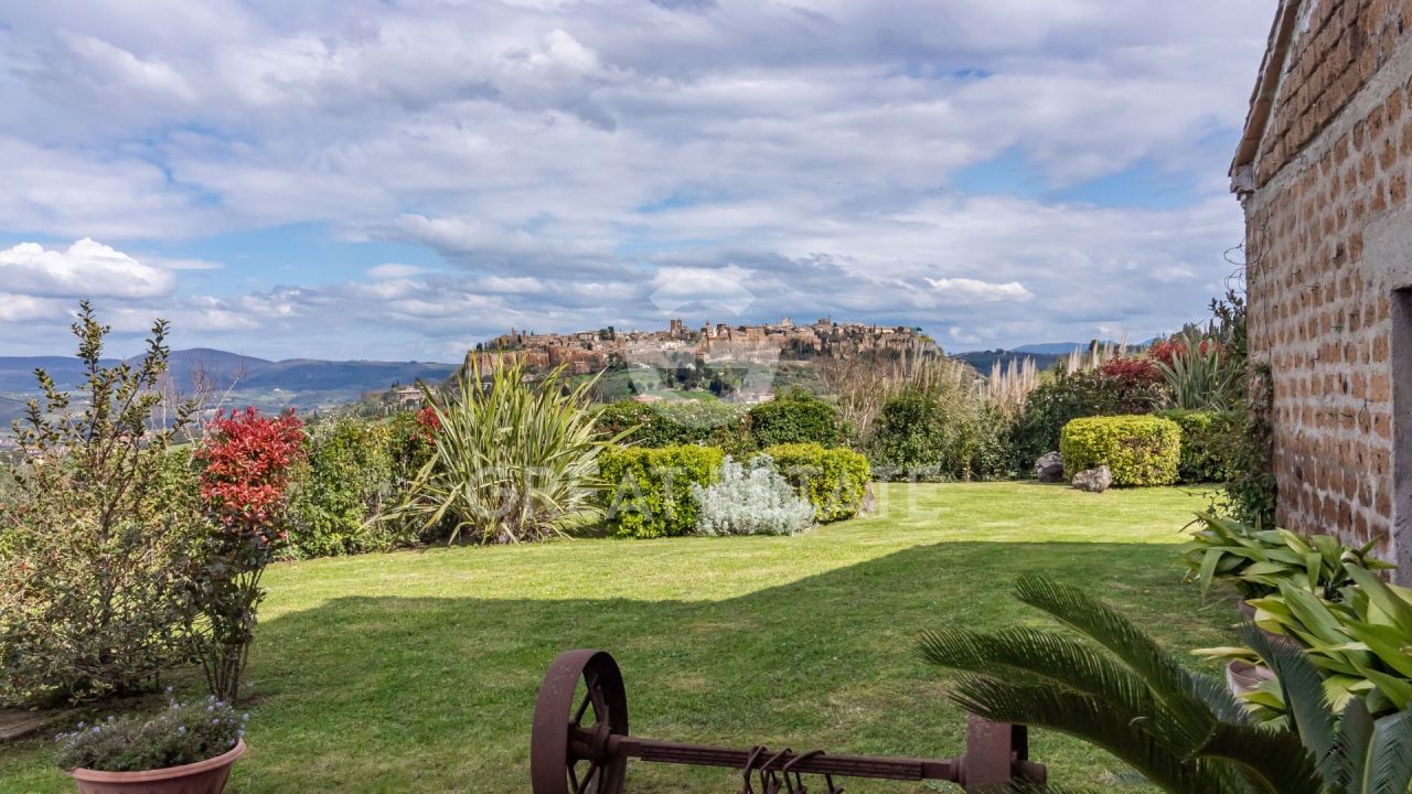 House in Orvieto, Italy, 360 m² - picture 16