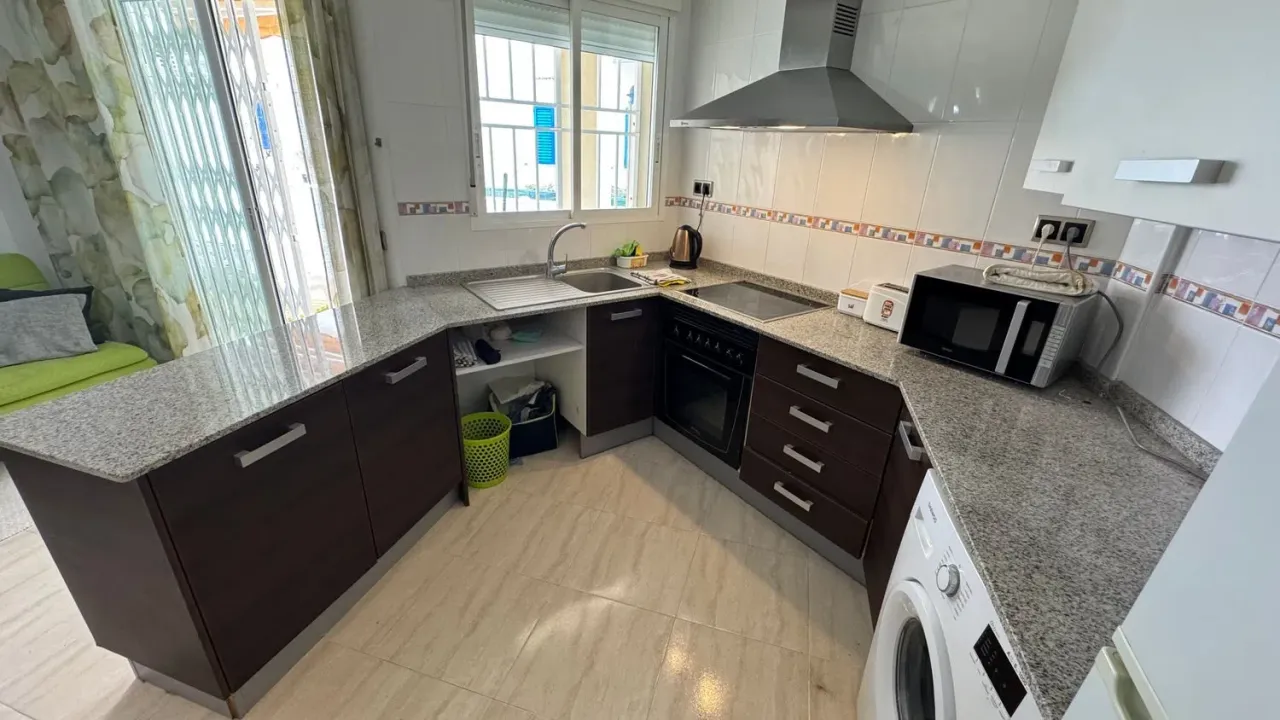 Piso en Valencia, España, 65 m² - imagen 4