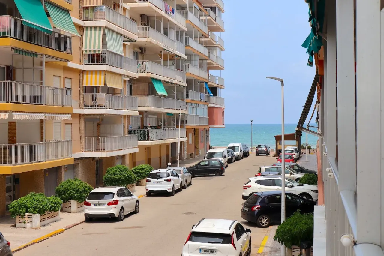 Flat in Valencia, Spain, 65 m² - picture 1
