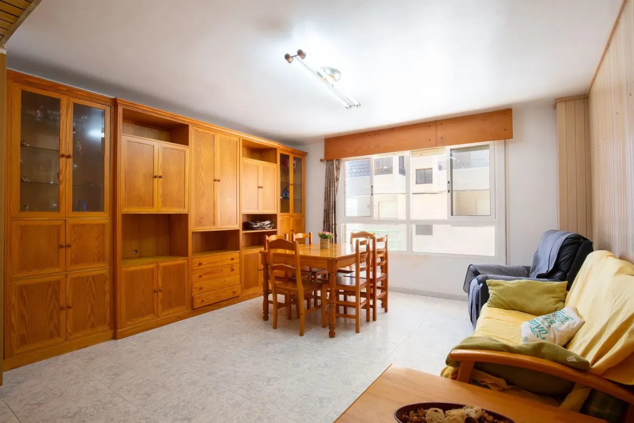 Wohnung in Valencia, Spanien, 89 m² - Foto 2