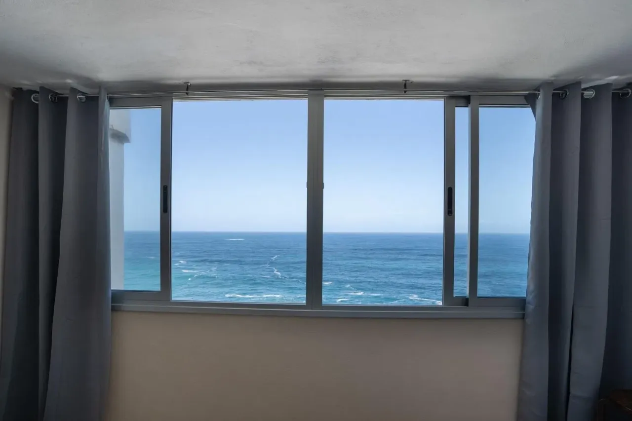 Flat in Santa Cruz de Tenerife, Spain, 59 m² - picture 8