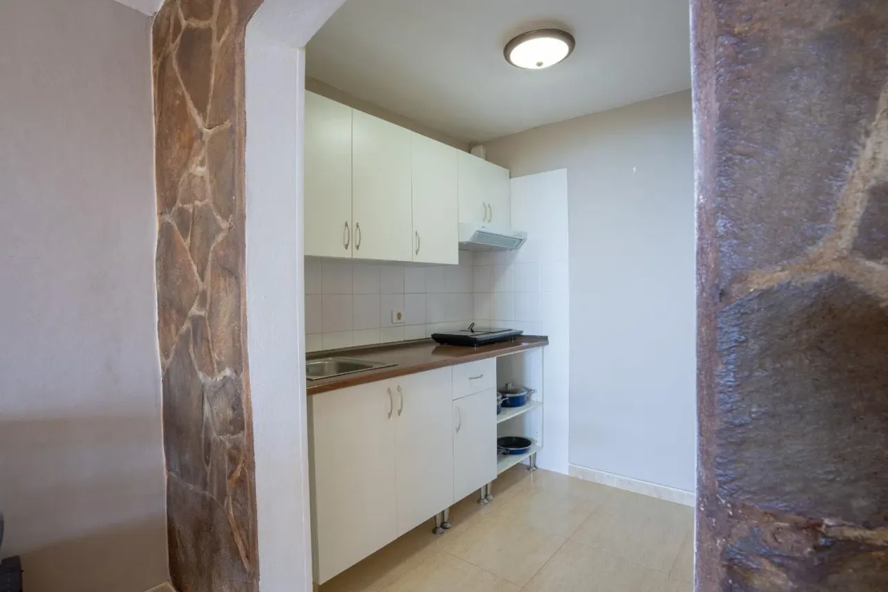 Flat in Santa Cruz de Tenerife, Spain, 59 m² - picture 11