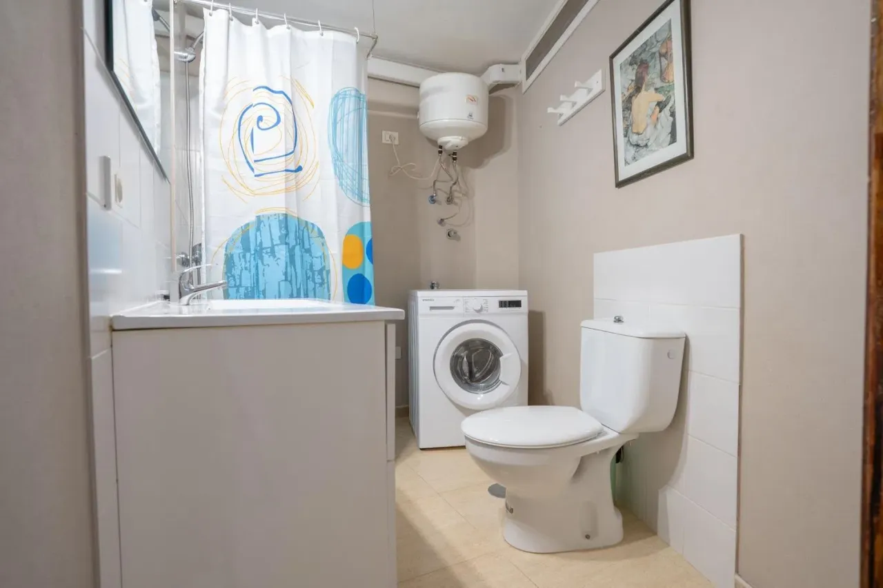 Flat in Santa Cruz de Tenerife, Spain, 59 m² - picture 14