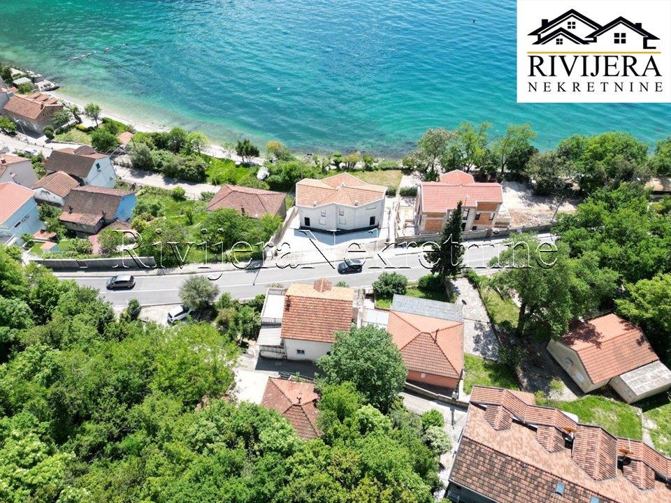 House in Orahovac, Montenegro, 171 m² - picture 2