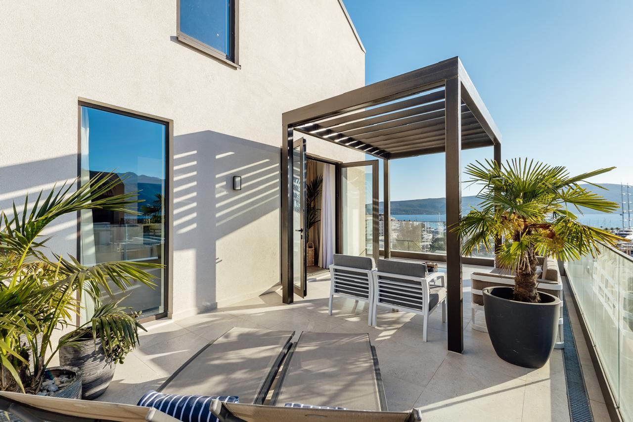 Penthouse in Tivat, Montenegro, 180 m² - picture 5