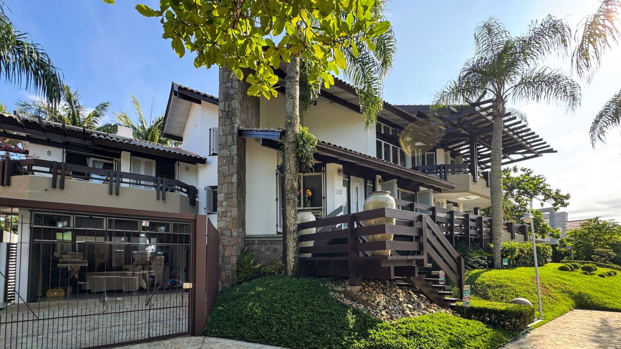 Casa Florianópolis, Brasil, 550 m² - imagen 1