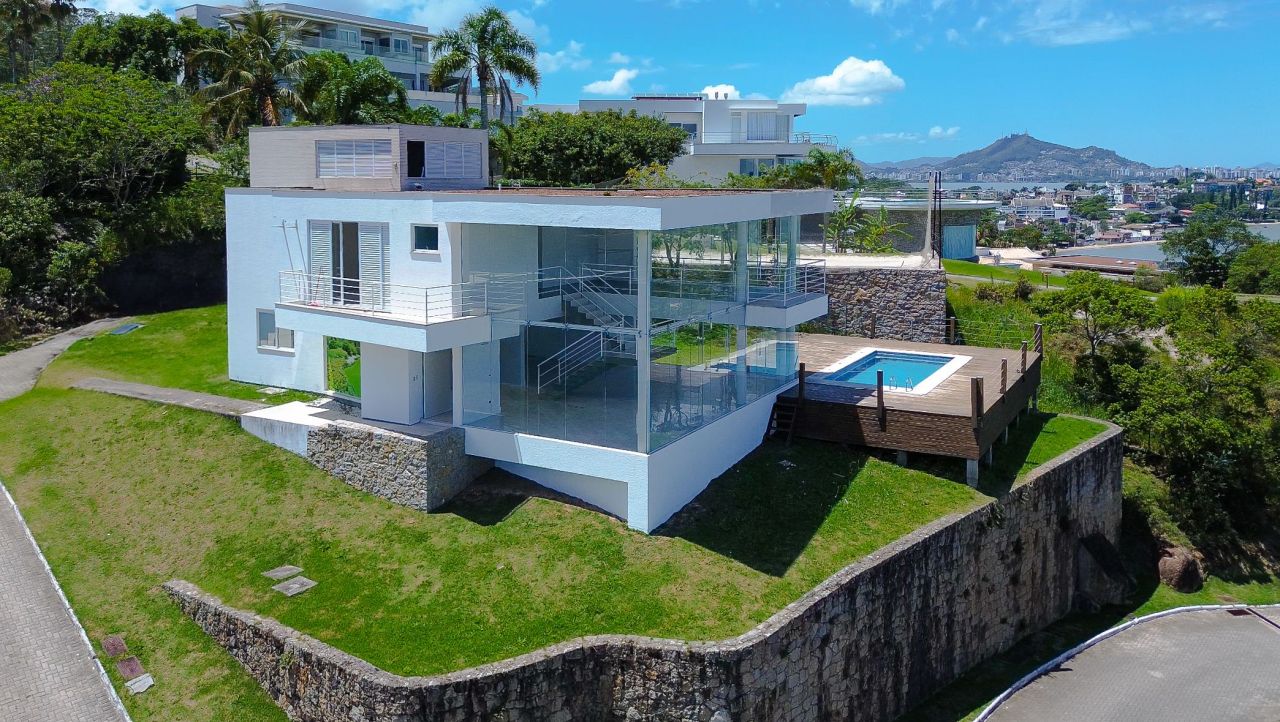 Casa Florianópolis, Brasil, 500 m² - imagen 1