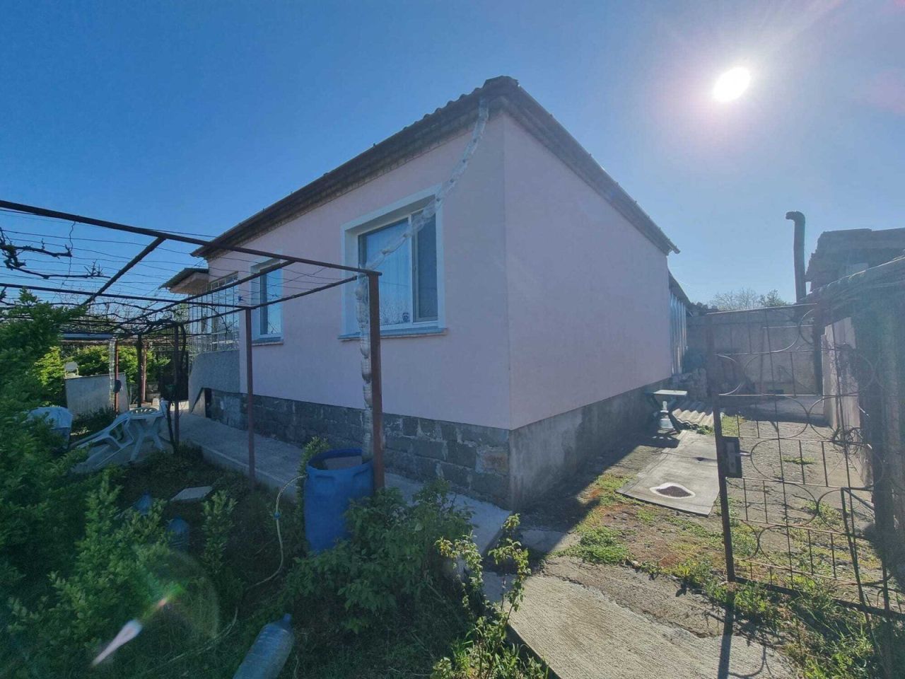 Bungalow Vinarsko, Bulgarie, 89 m² - image 1