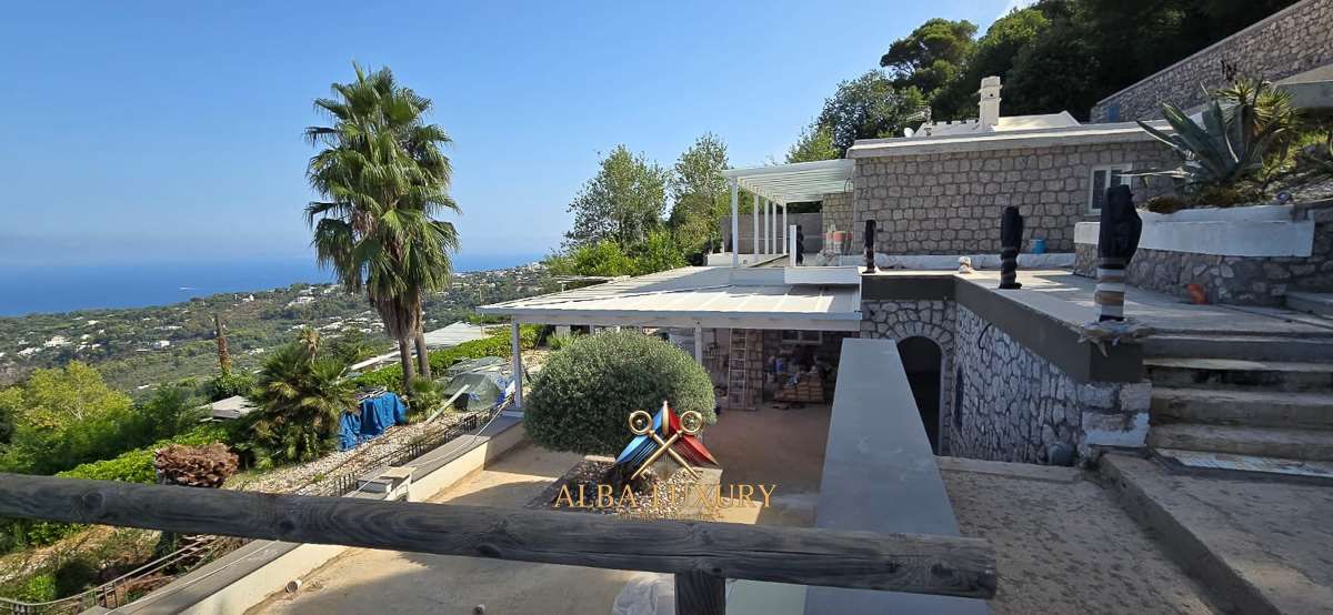 Villa Via Castagnelle, Italy, 390 m² - picture 1