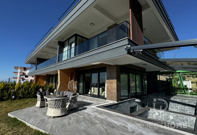 Villa in Incekum, Turkey, 410 m² - picture 1