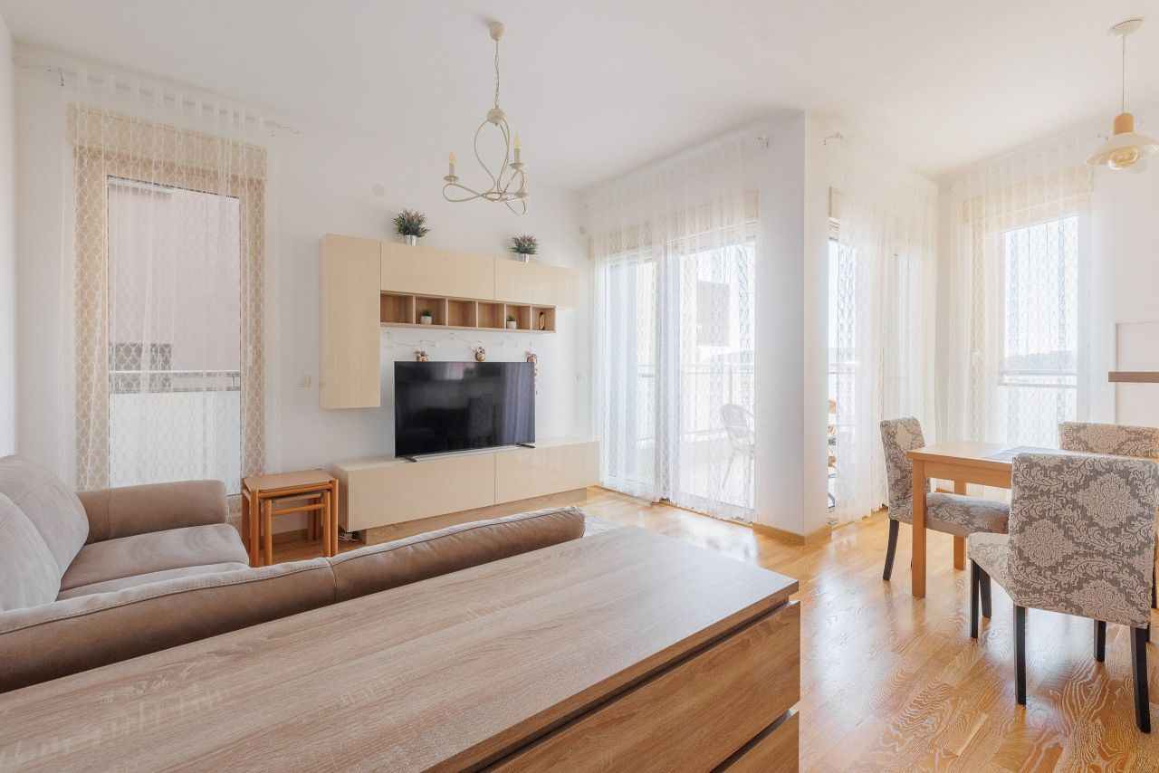 Appartement à Becici, Monténégro, 53 m² - image 1