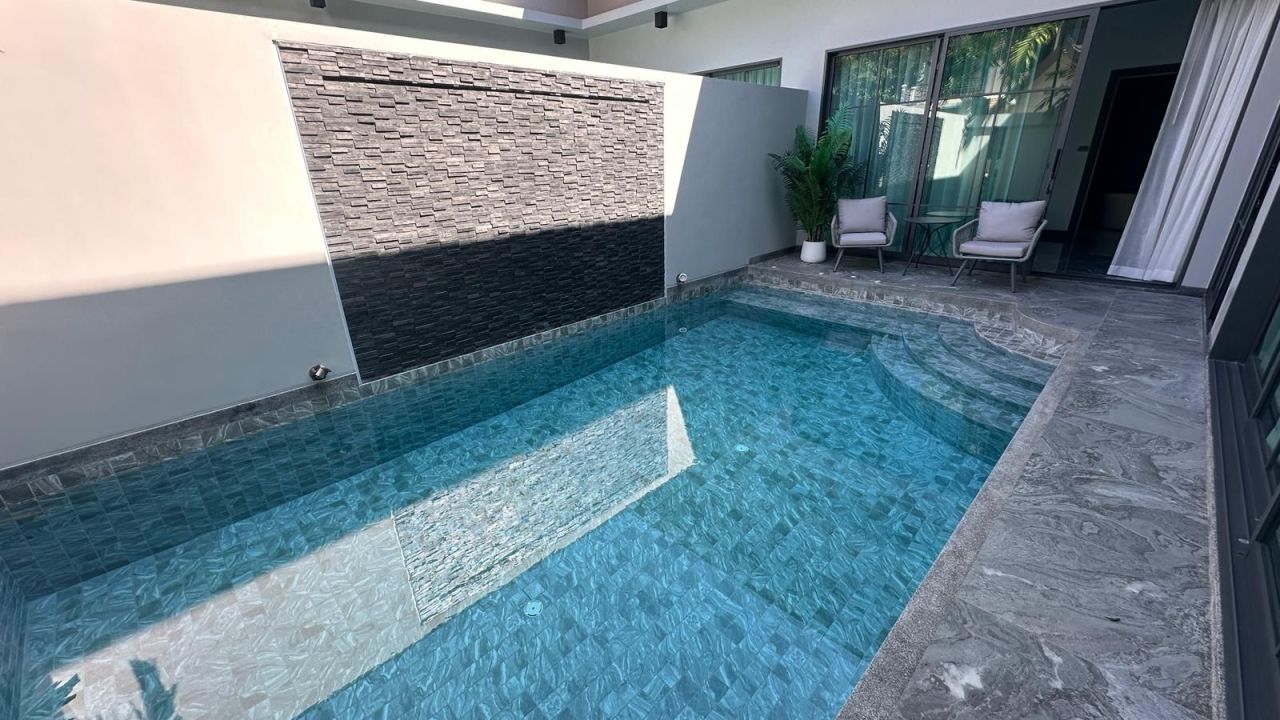 Villa à Rawai, Thaïlande, 129 m² - image 1