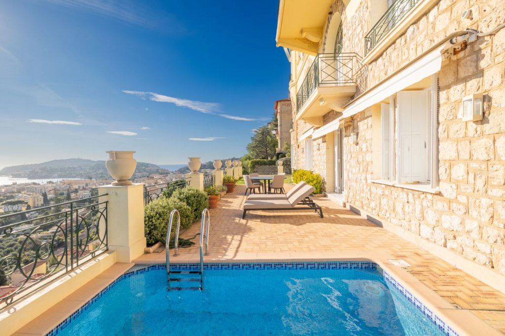 Apartment in Beaulieu-sur-Mer, France, 193 m² - picture 13