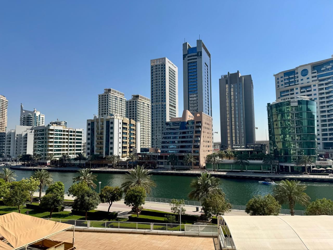 Flat in Dubai, UAE, 70 m² - picture 3