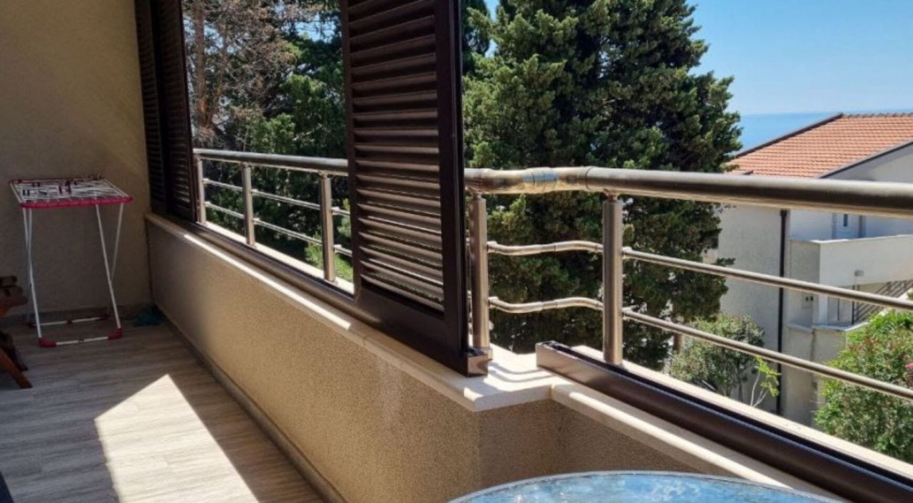 Wohnung in Petrovac, Montenegro, 79 m² - Foto 1