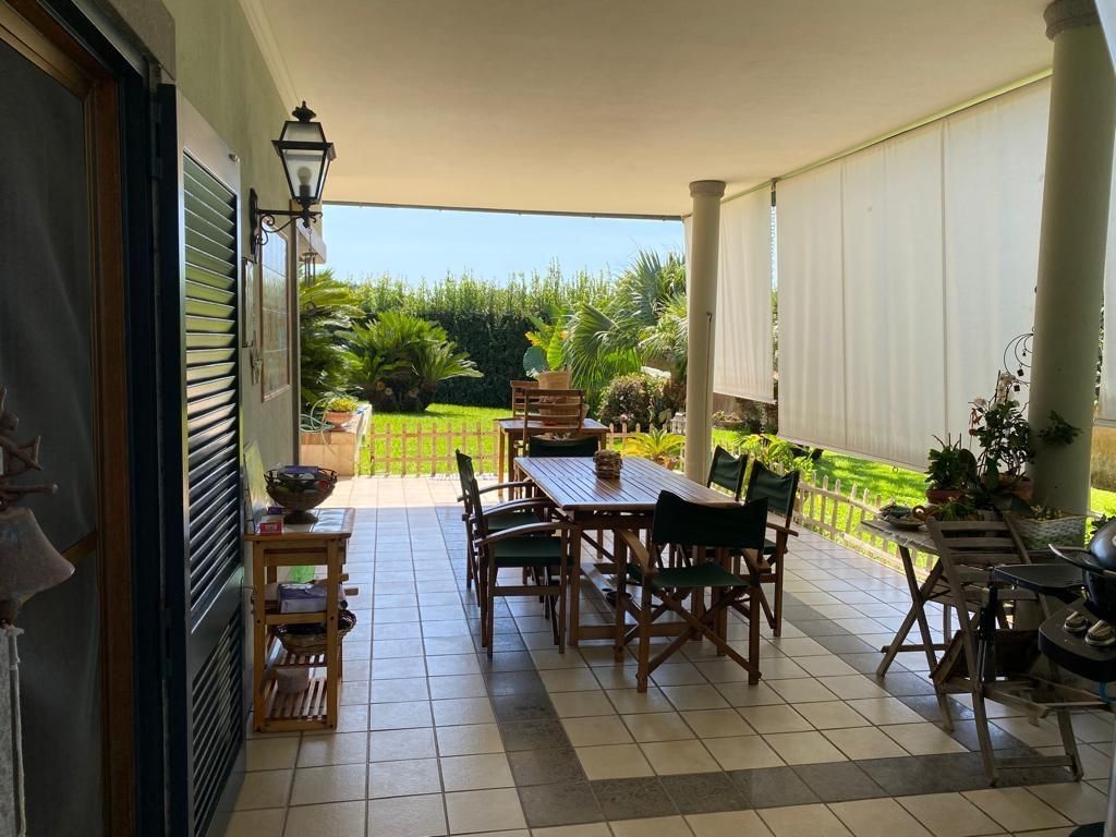 Villa ad Anzio, Italia, 218 m² - foto 6