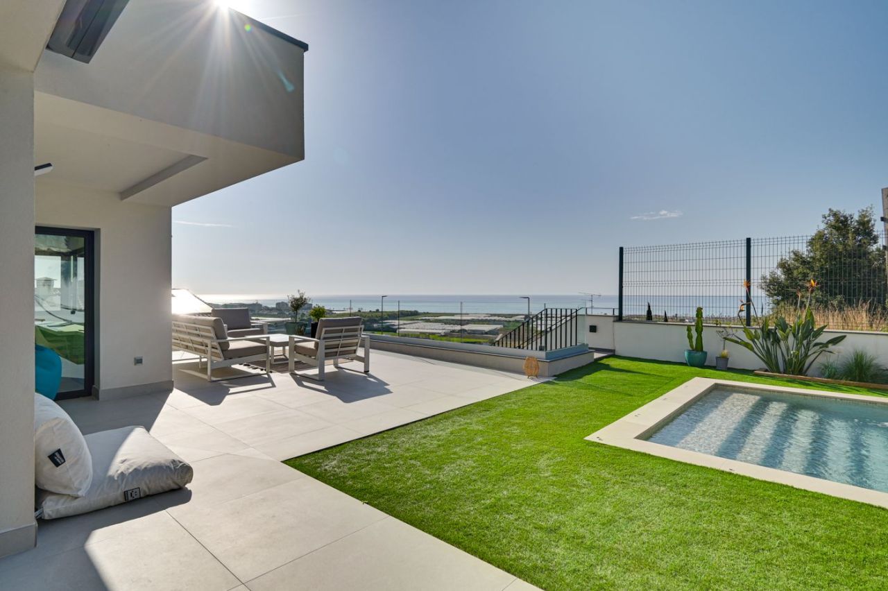 House on Costa del Maresme, Spain, 445 m² - picture 1
