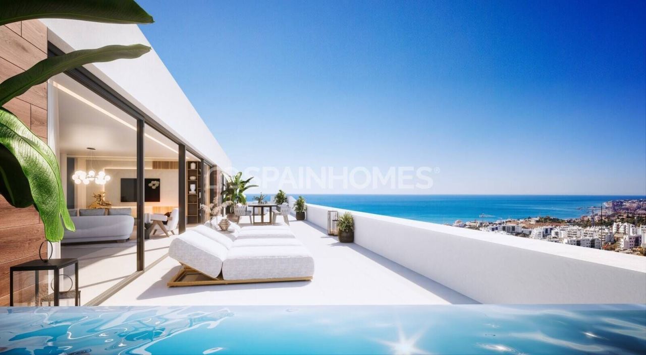 Penthouse in Benalmadena, Spain, 105 m² - picture 1