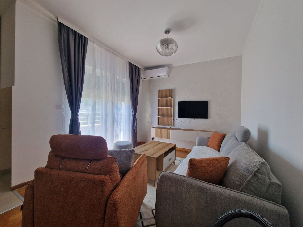 Appartement à Budva, Monténégro, 55 m² - image 1